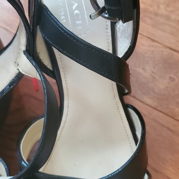 Coach black very comfortable platform sandals - Picture 4 of 5